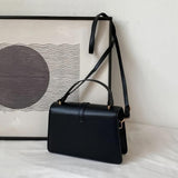 Amira — Elegáns és minimalista válltáska