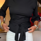 Daria – Elegáns Top Kötővel a Deréknál