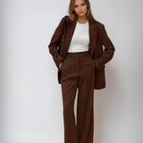 Daniela – Vintage Blézer és Illeszkedő Nadrág