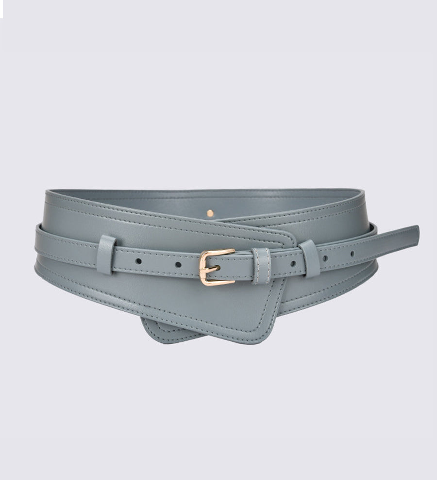Corina – Széles öv, hám stílusú designnal