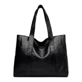Lucia — Elegáns minimalista kézitáska