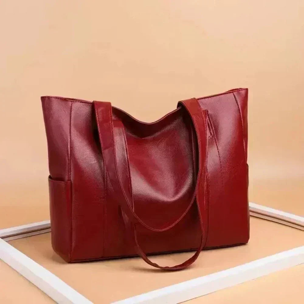 Lucia — Elegáns minimalista kézitáska